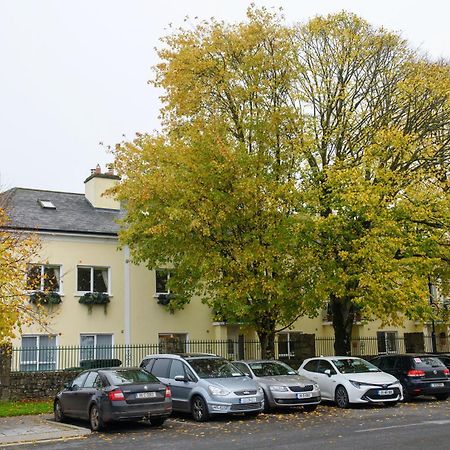Waterfront Self Catering Houses Carrick-on-Shannon ภายนอก รูปภาพ