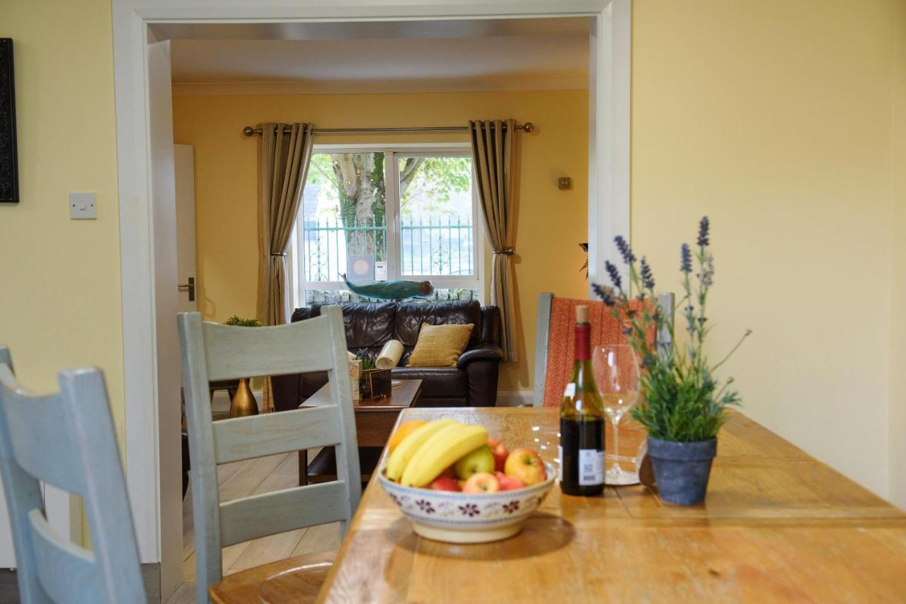 Waterfront Self Catering Houses Carrick-on-Shannon ภายนอก รูปภาพ