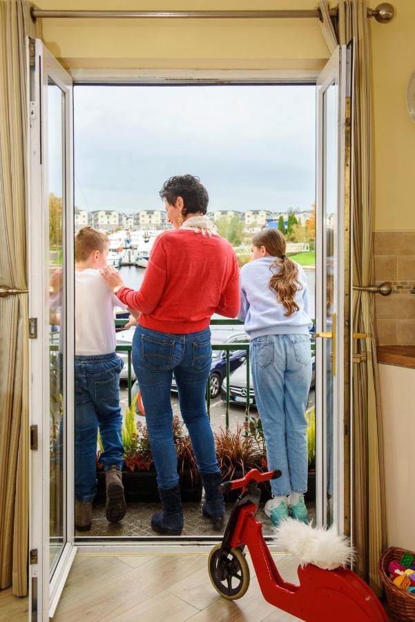 Waterfront Self Catering Houses Carrick-on-Shannon ภายนอก รูปภาพ