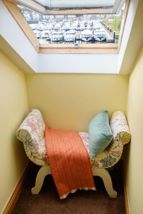 Waterfront Self Catering Houses Carrick-on-Shannon ภายนอก รูปภาพ