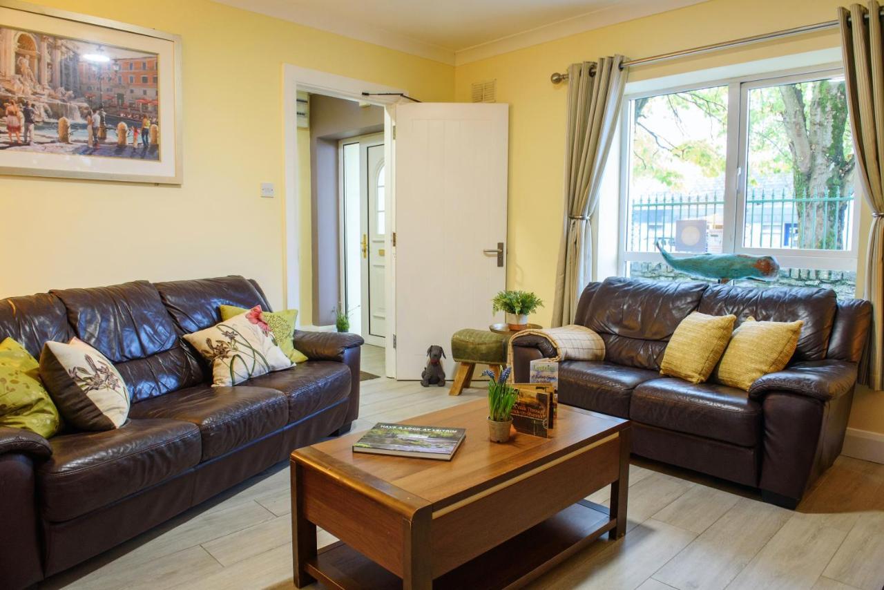 Waterfront Self Catering Houses Carrick-on-Shannon ภายนอก รูปภาพ