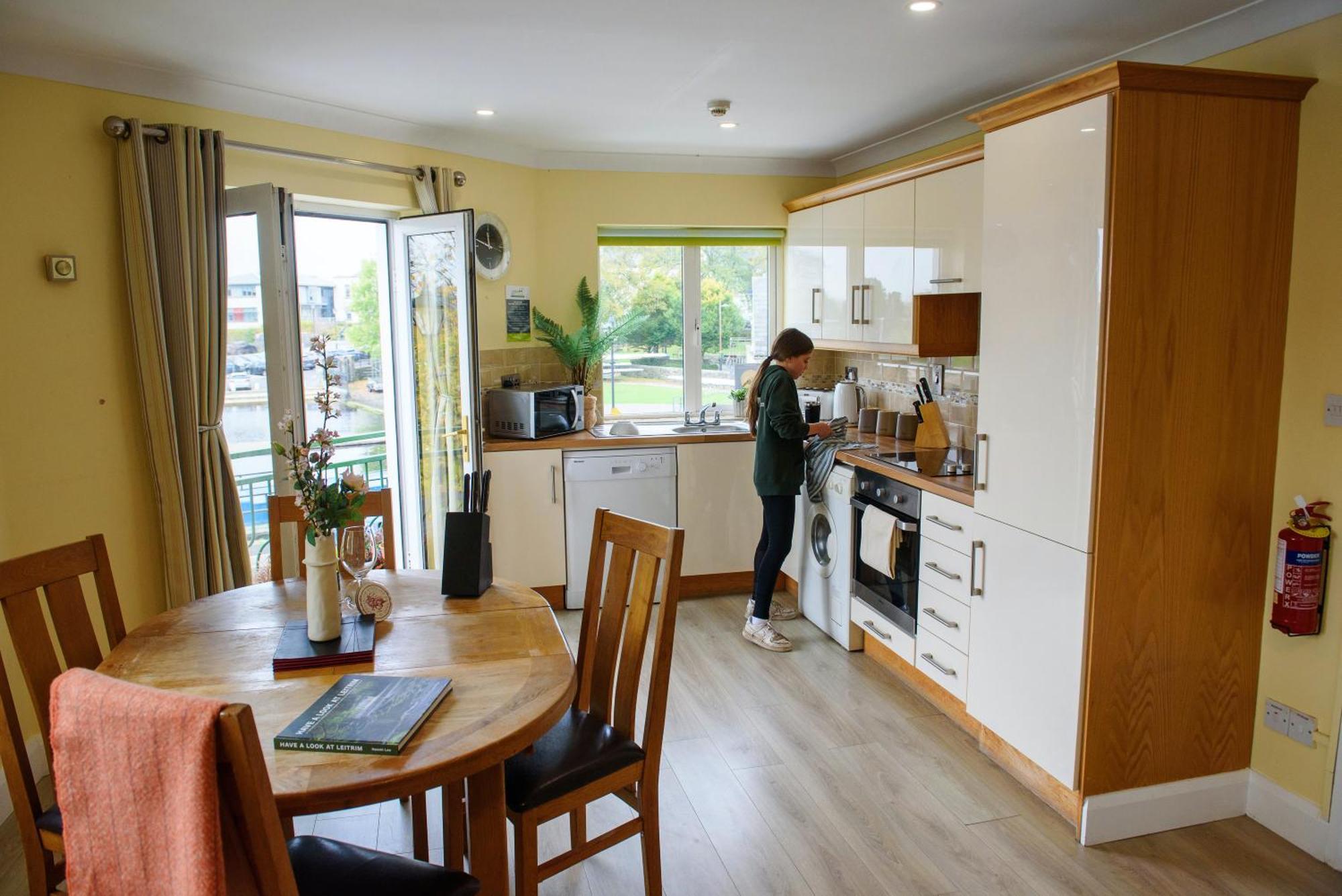 Waterfront Self Catering Houses Carrick-on-Shannon ภายนอก รูปภาพ