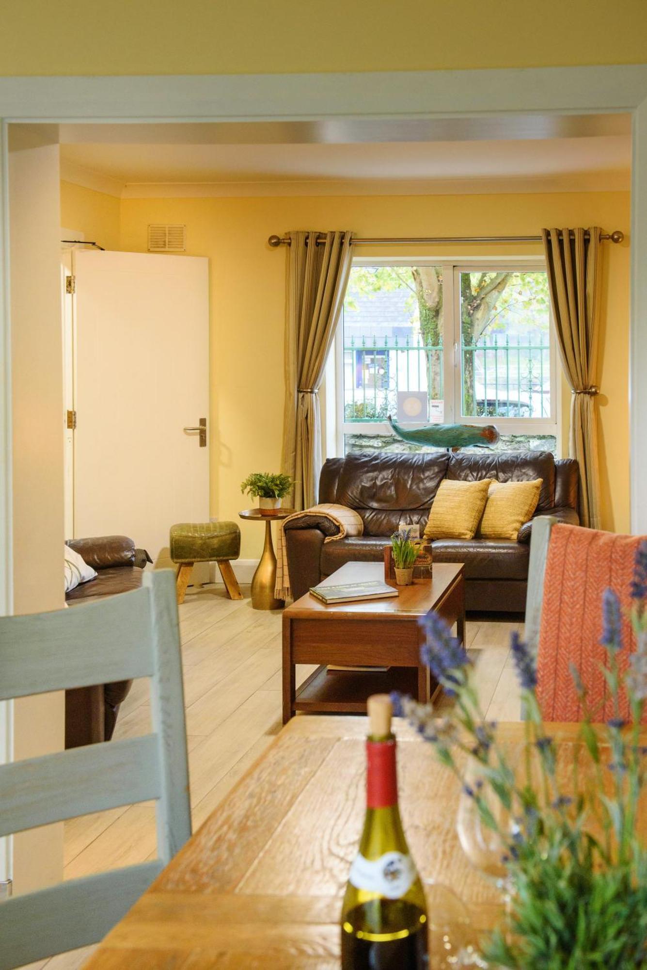 Waterfront Self Catering Houses Carrick-on-Shannon ภายนอก รูปภาพ